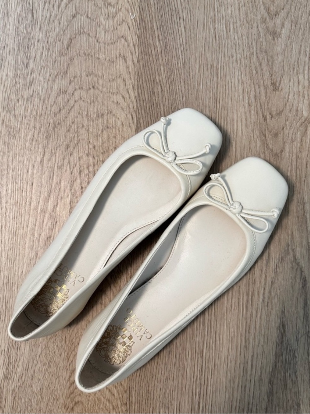 Vince Camuto Cream Bow Ballet Flats - Picture 2 of 4